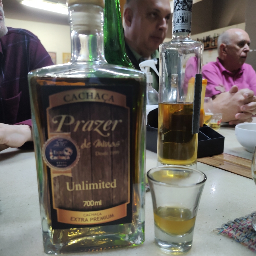 CACHAÇA PRAZER DE MINAS UNLIMITED EXTRA PREMIUM