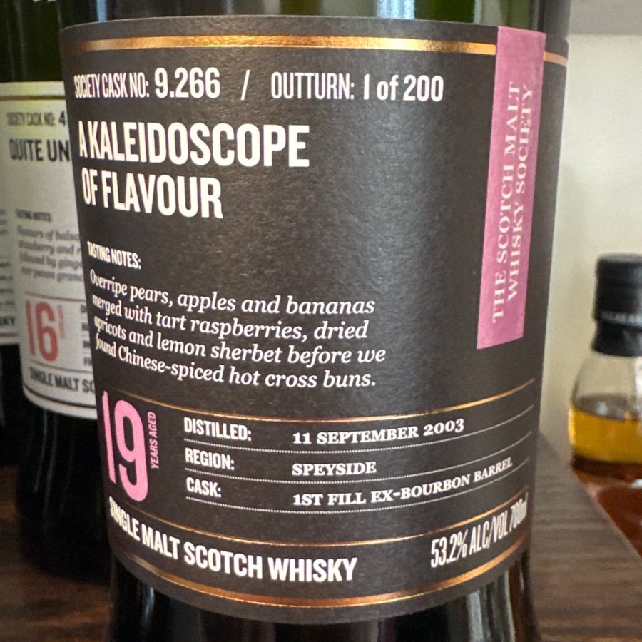 SMWS 9.266 A Kaleidoscopic of Flavour (Glen Grant)