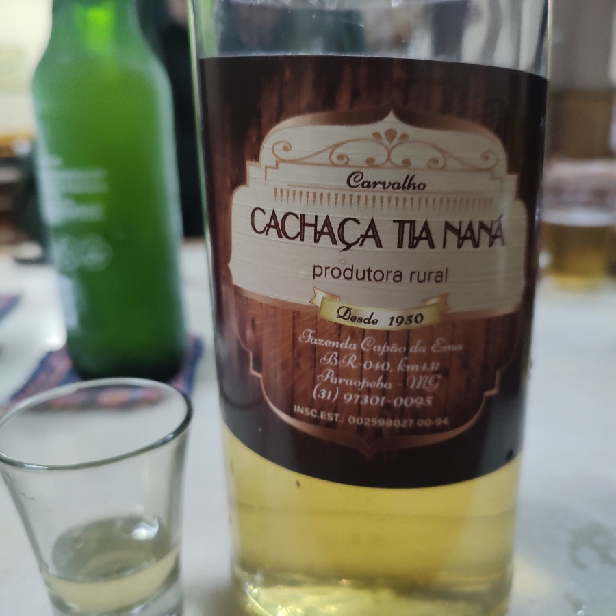 CACHAÇA TIA NANA