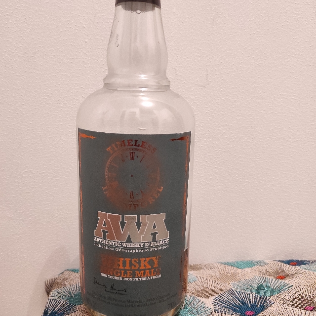 AWA Authentic Whisky d'Alsace-whisky single malt