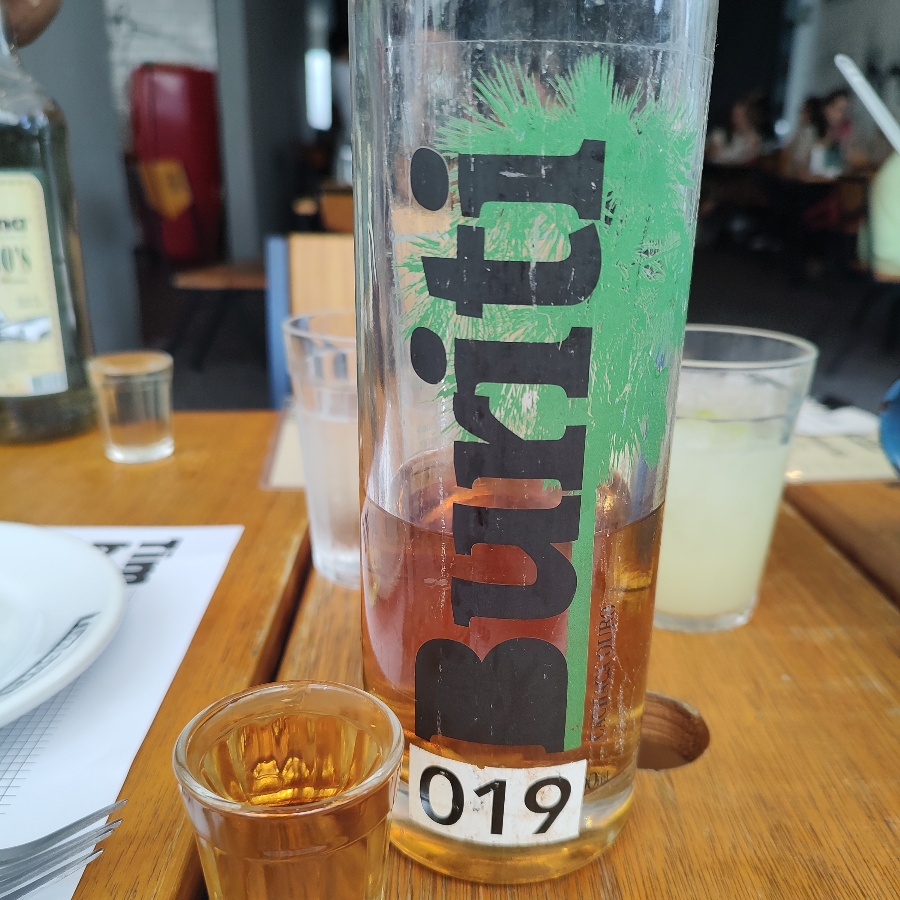 CACHAÇA BURITI OURO CARVALHO