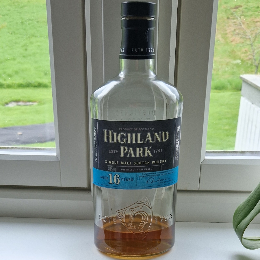 Highland Park 16