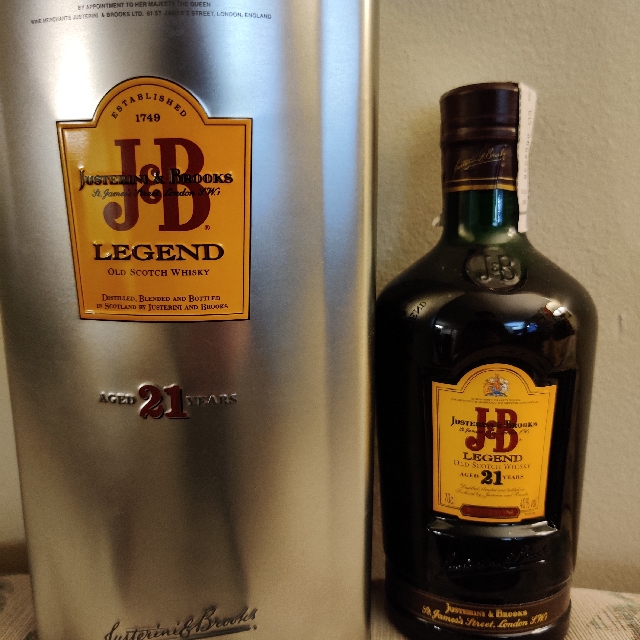 J&B Legend 21 Year