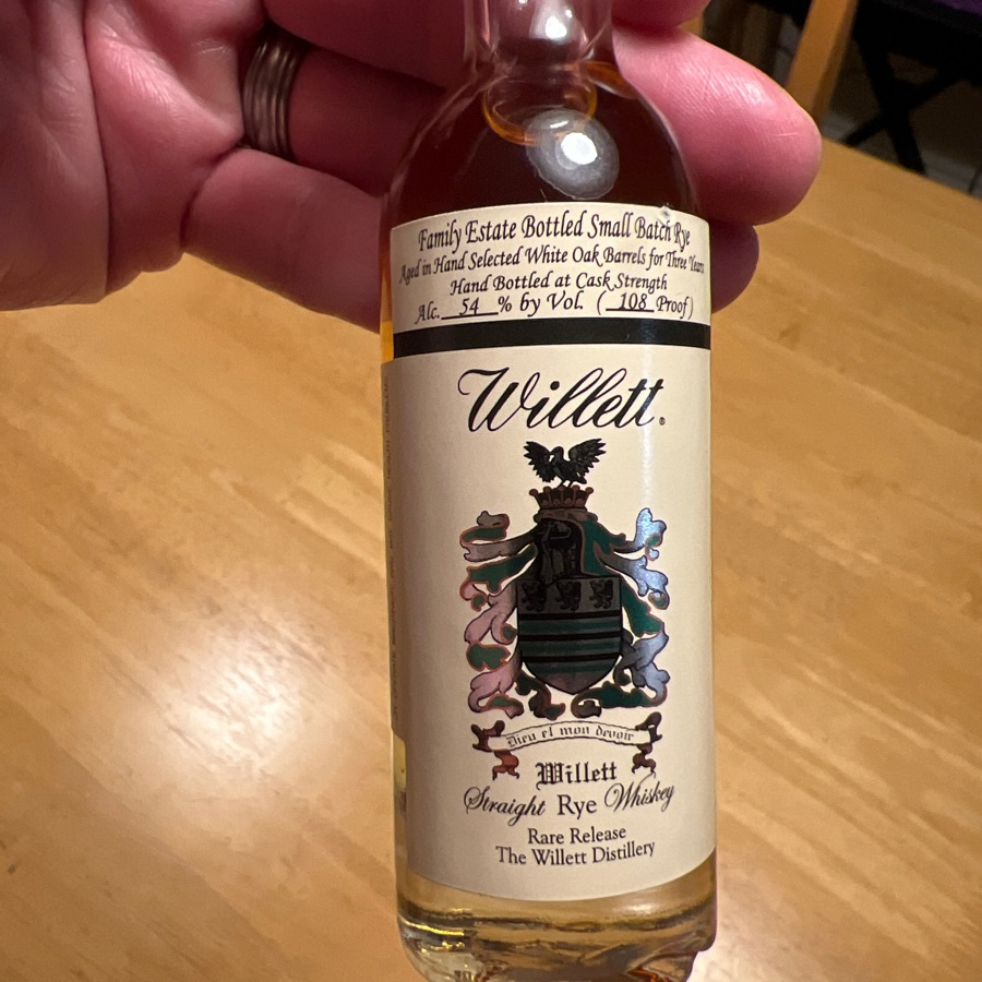 Willett Family Estate Small Batch Rye 3 Year (54%)