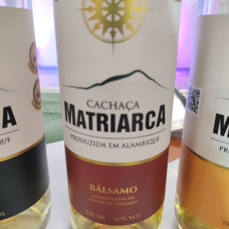 CACHAÇA MATRIARCA BÁLSAMO