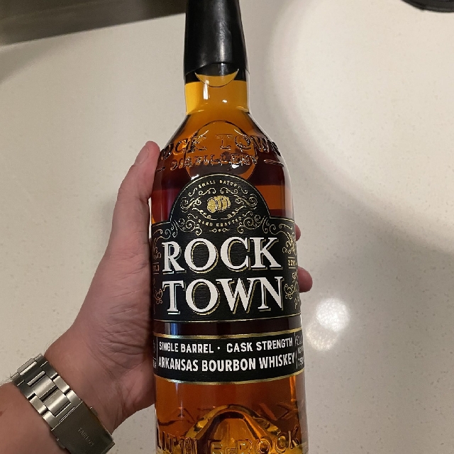 Rock Town Arkansas Bourbon Whiskey Single Barrel Cask Strength