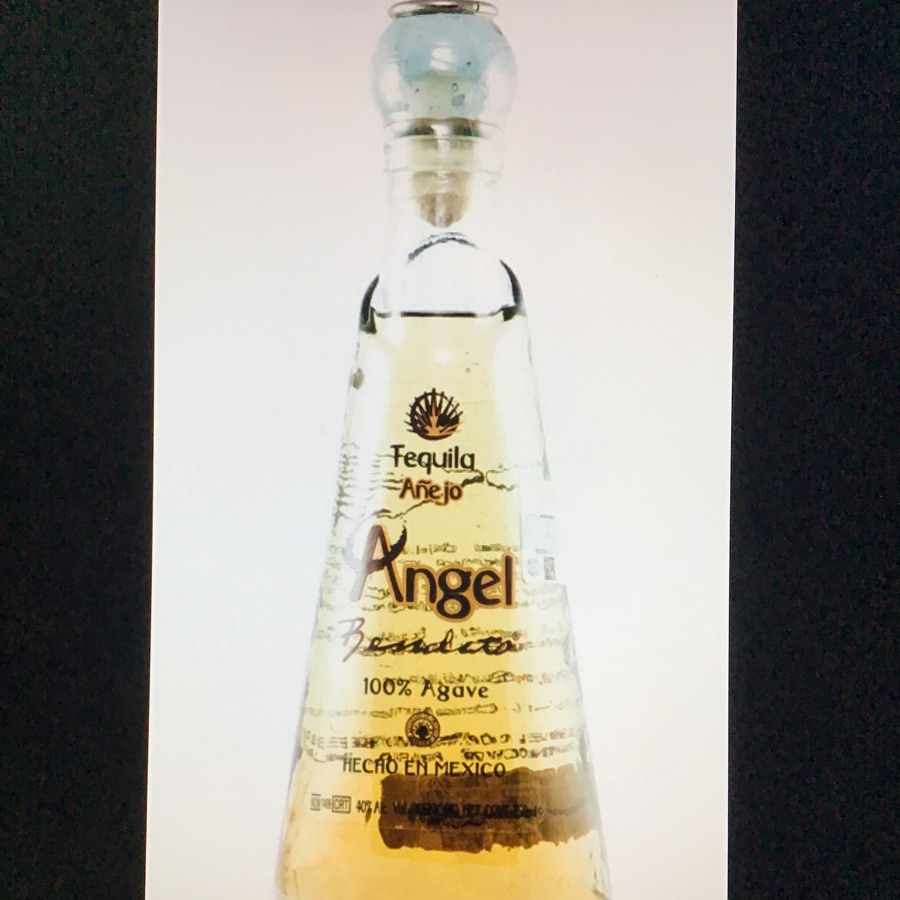 Angel Bendito Añejo