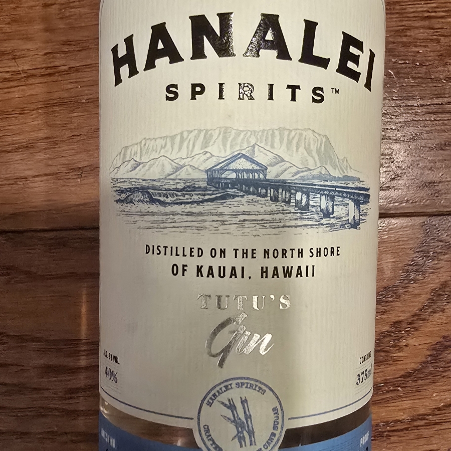 Hanalei Tutu's Gin