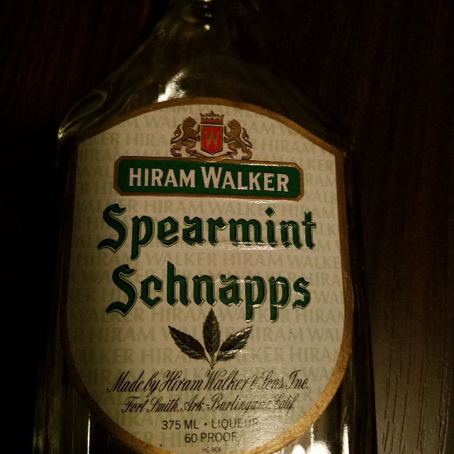 Hiram Walker Spearmint Schnapps