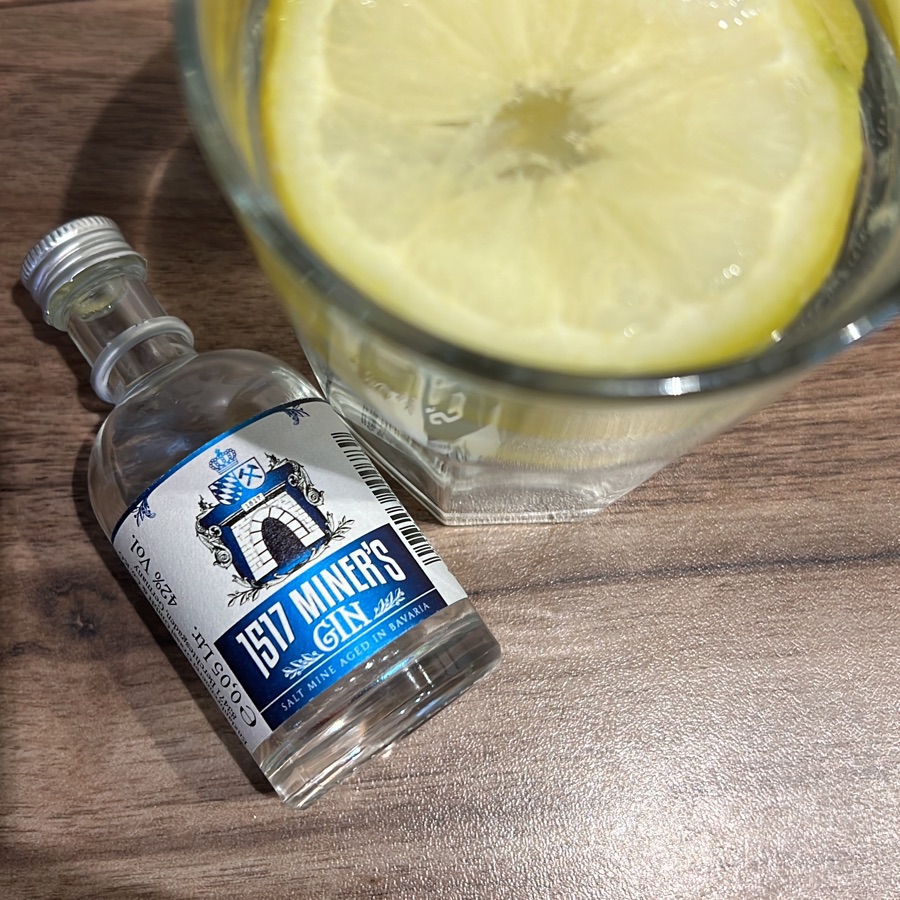1517 Miner's Gin