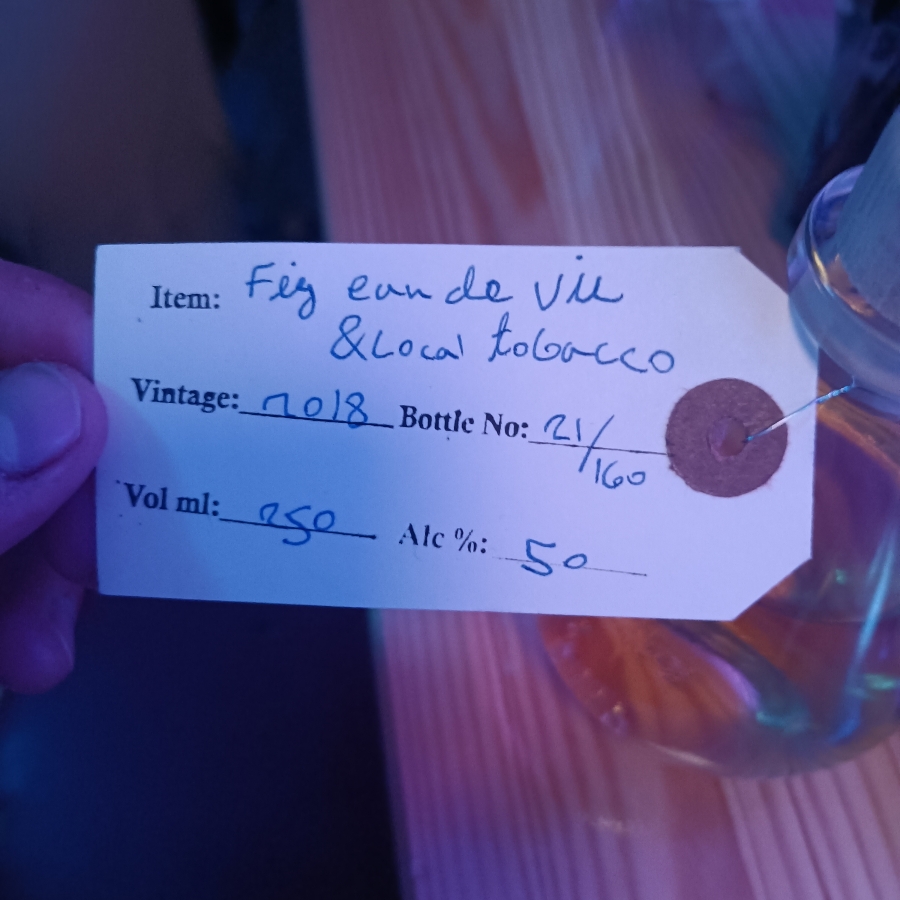 Jullius - Fig Aeu De Vie and Local Tobacco