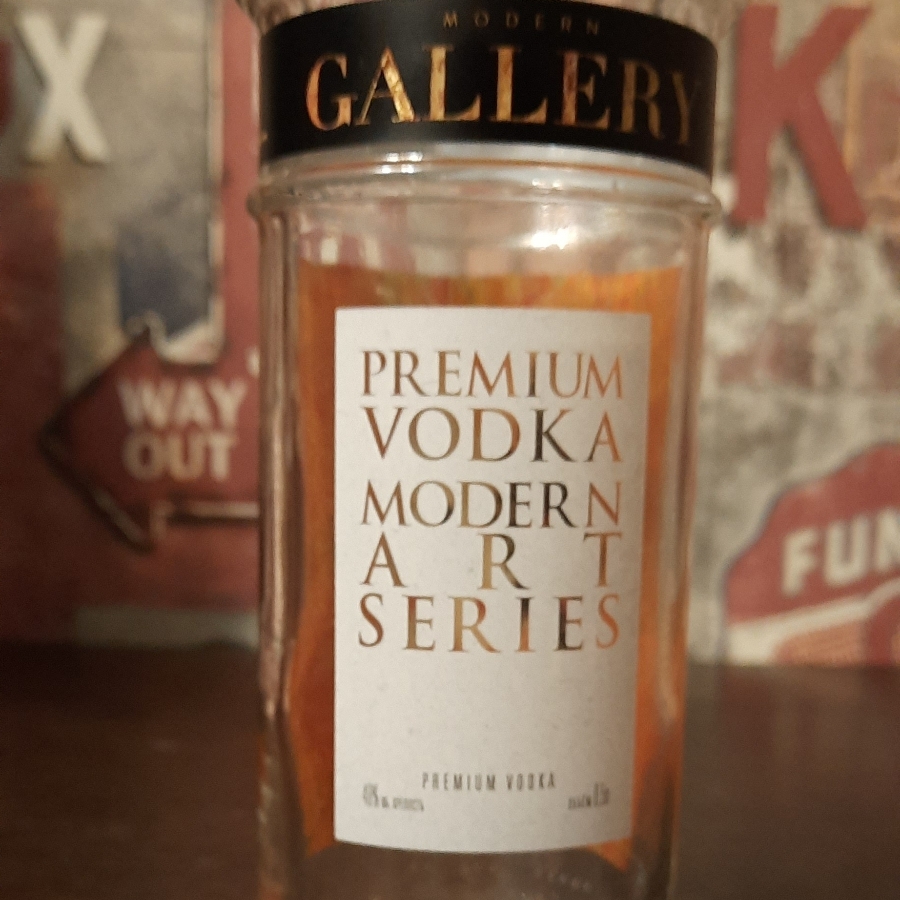 Modern gallery