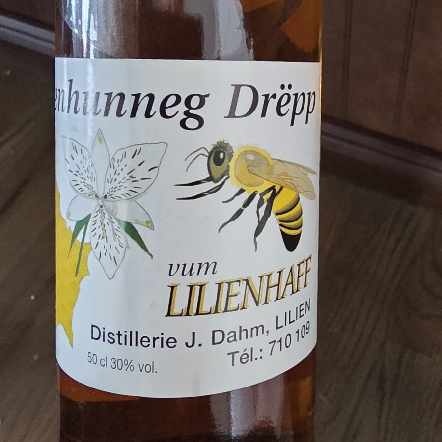 Distillerie J. Dahm, Lilien Luxembourg, Beinhunneg Drepp