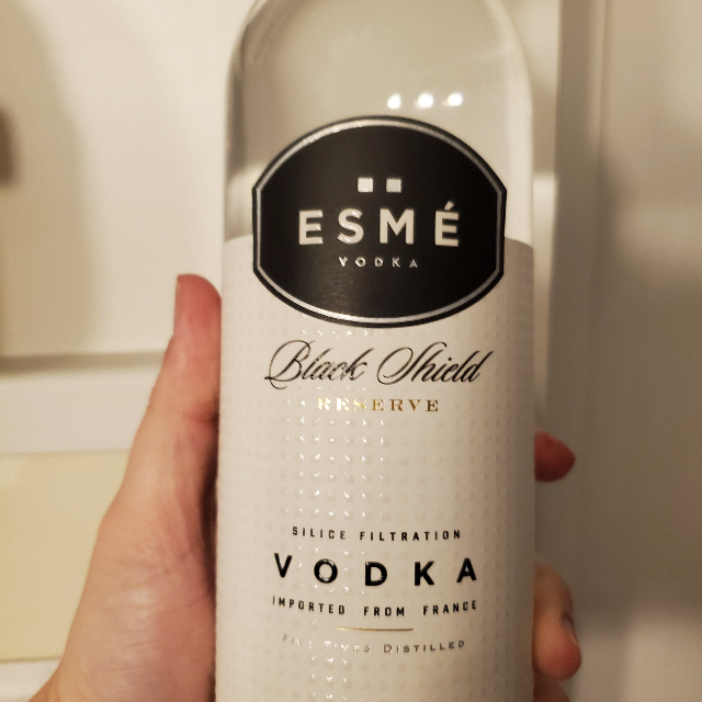 Esmé Vodka Black Shield Reserve