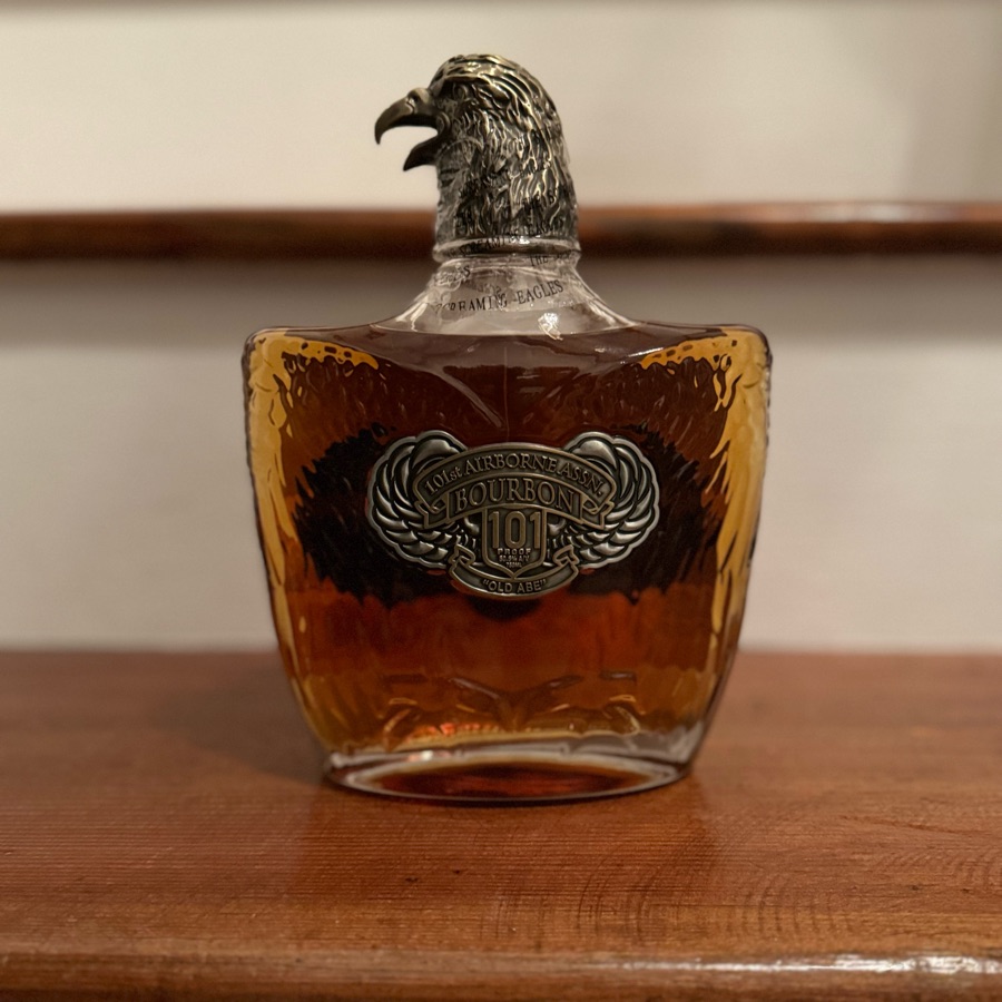 101st Airborne Assn. Bourbon "Old Abe"