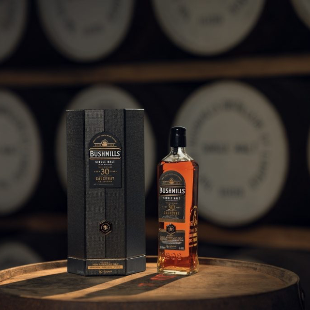 Bushmills The Causeway Collection 30 Year New American Oak Cask