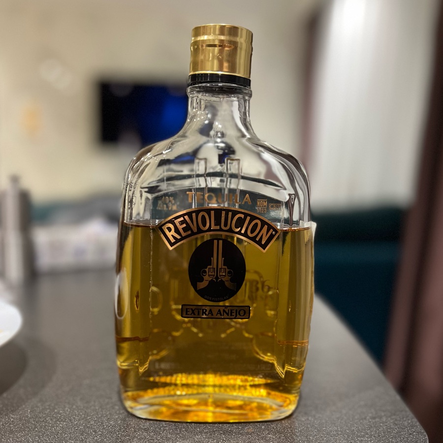 Revolucion Extra Añejo Roble Americano