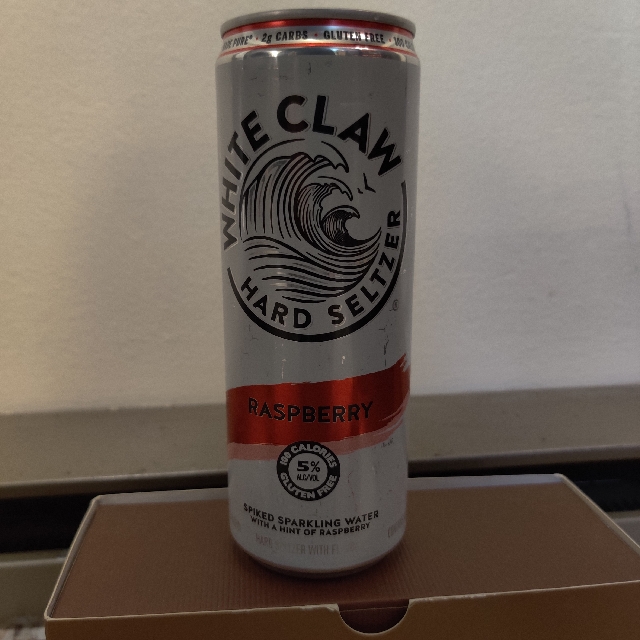 White Claw Raspberry Hard Seltzer