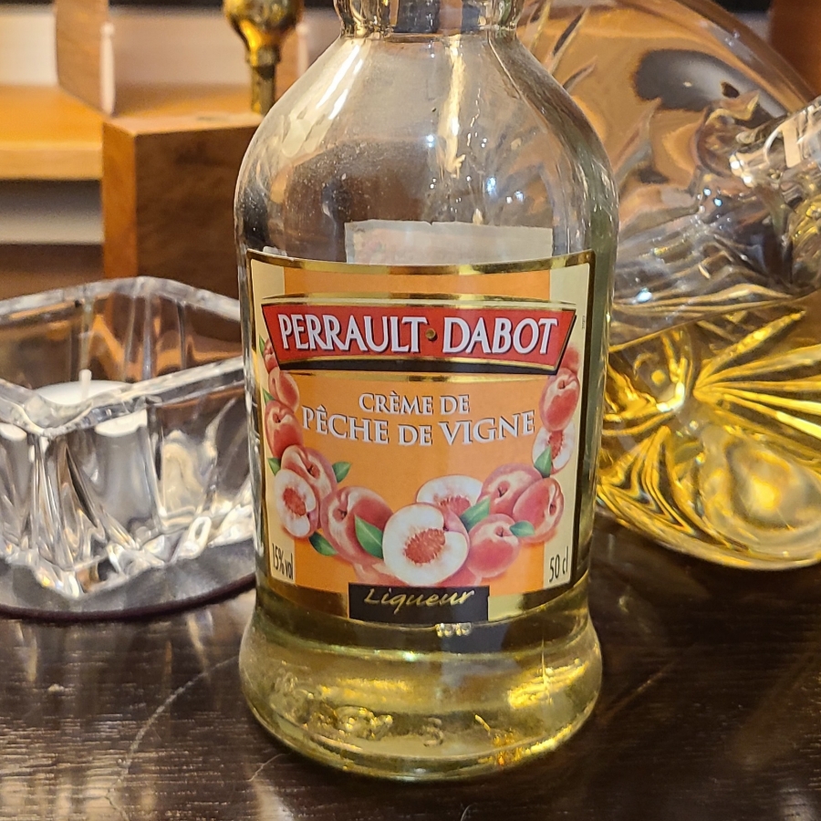 Liqueur de Pêche de Vignes Perrault Dabot