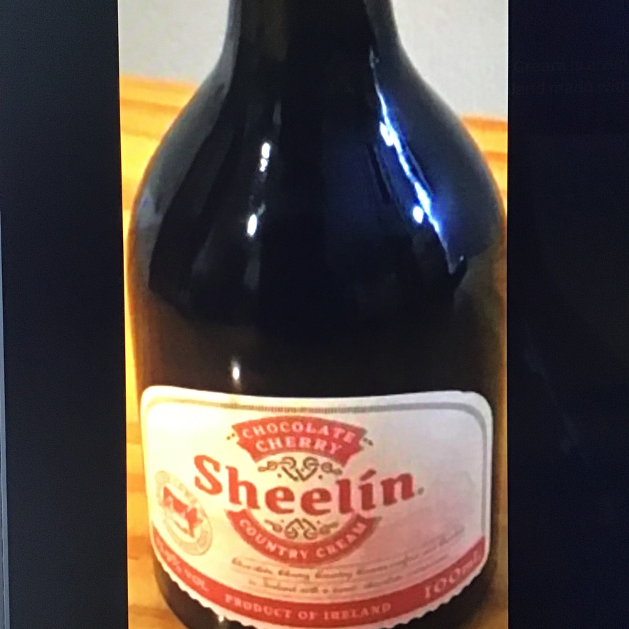 Sheelin Chocolate Cherry Country Cream