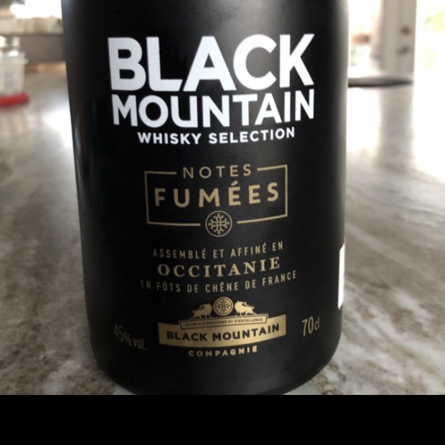Black Mountain Notes Fumees