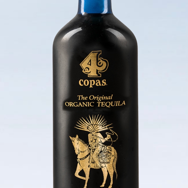 4 Copas Tequila Extra Añejo