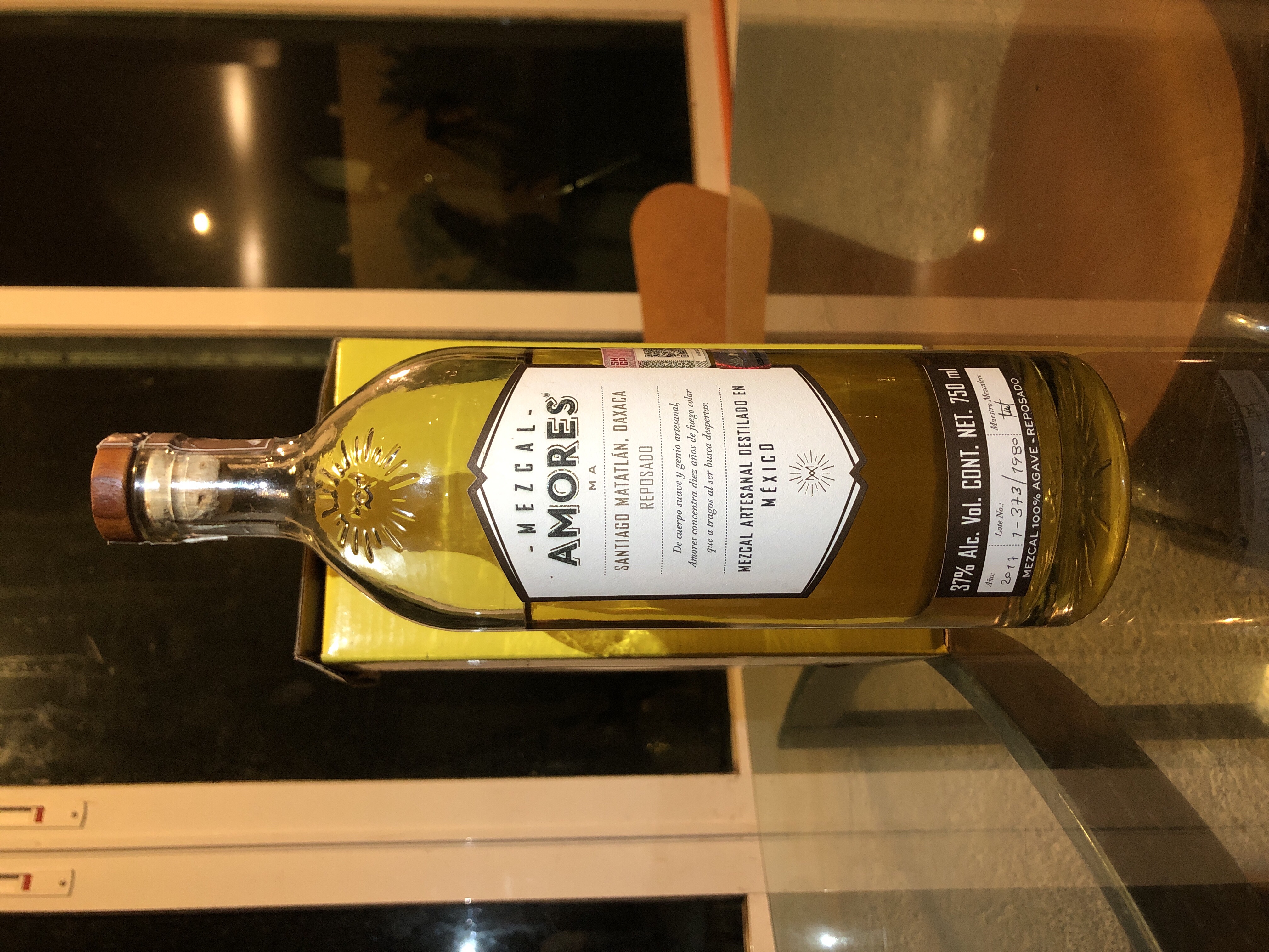 Mezcal Amores Reposado (Santiago Matatlán, Oaxaca)