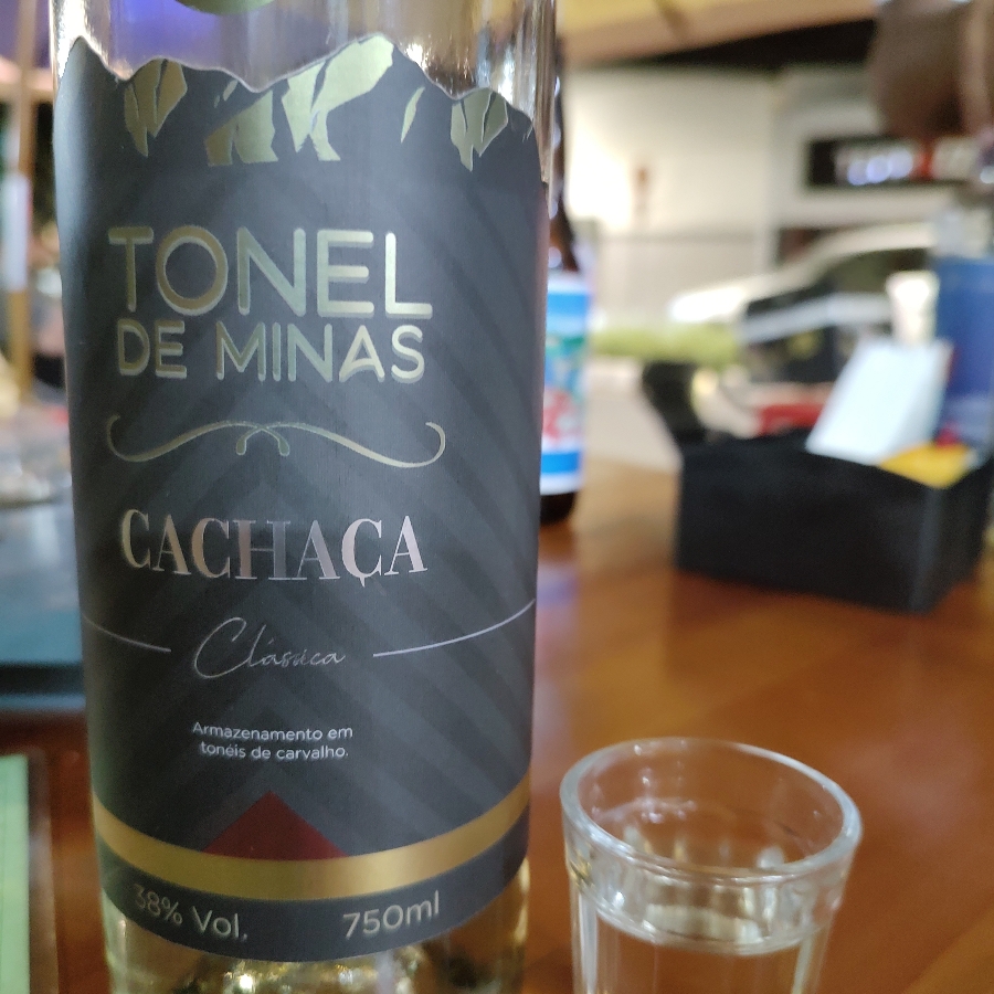 CACHAÇA TONEL DE MINAS CLÁSSICA CARVALHO
