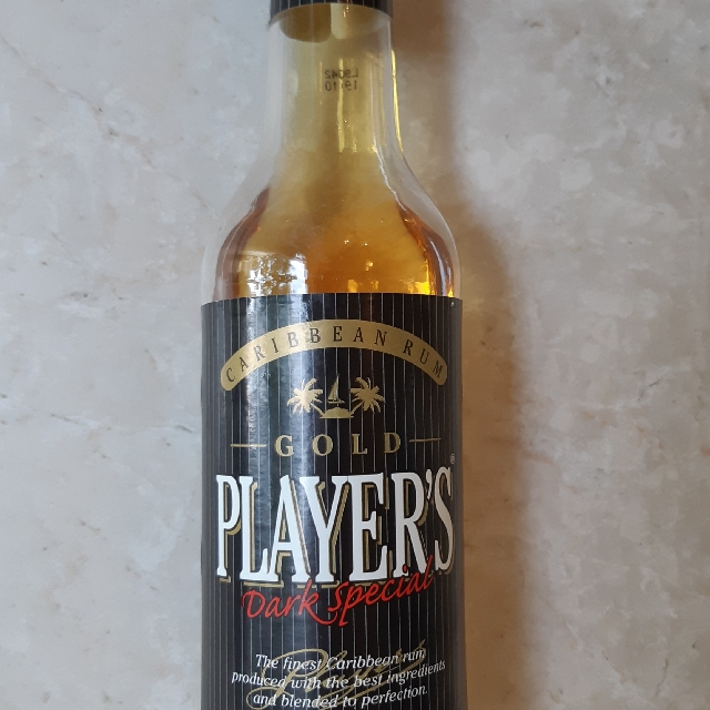 Gold Player's Dark Special