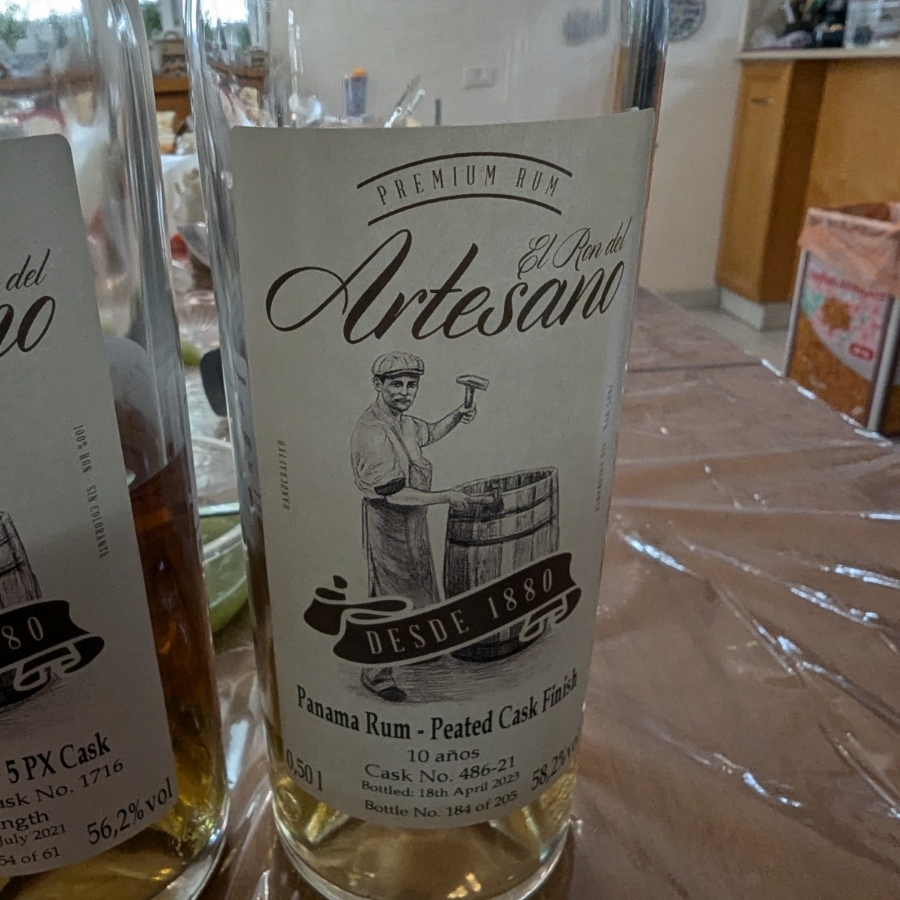 Artesano Panama Rum - Peated Cask Finish - 10 años - Cask No. 486-21