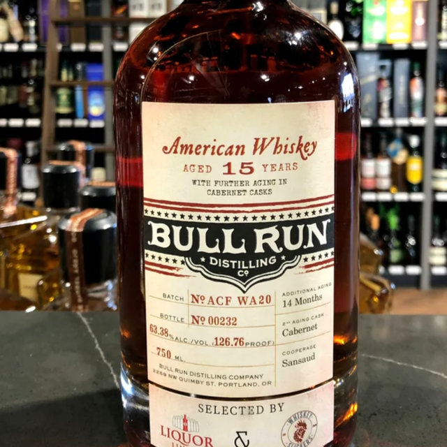 Bull Run 15 Years American Whiskey finished in Cabernet (Liquor Lineup)