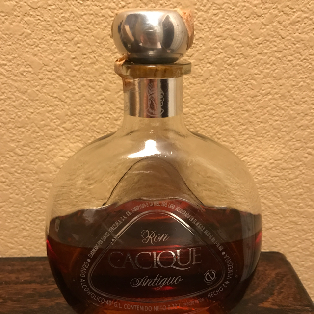 Ron Cacique Antiquo
