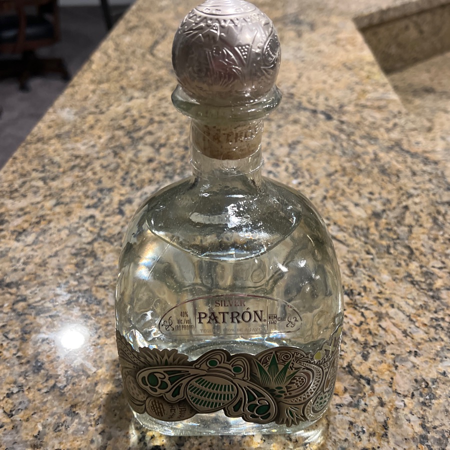 Patrón Silver Tequila (2017 Holiday Edition)