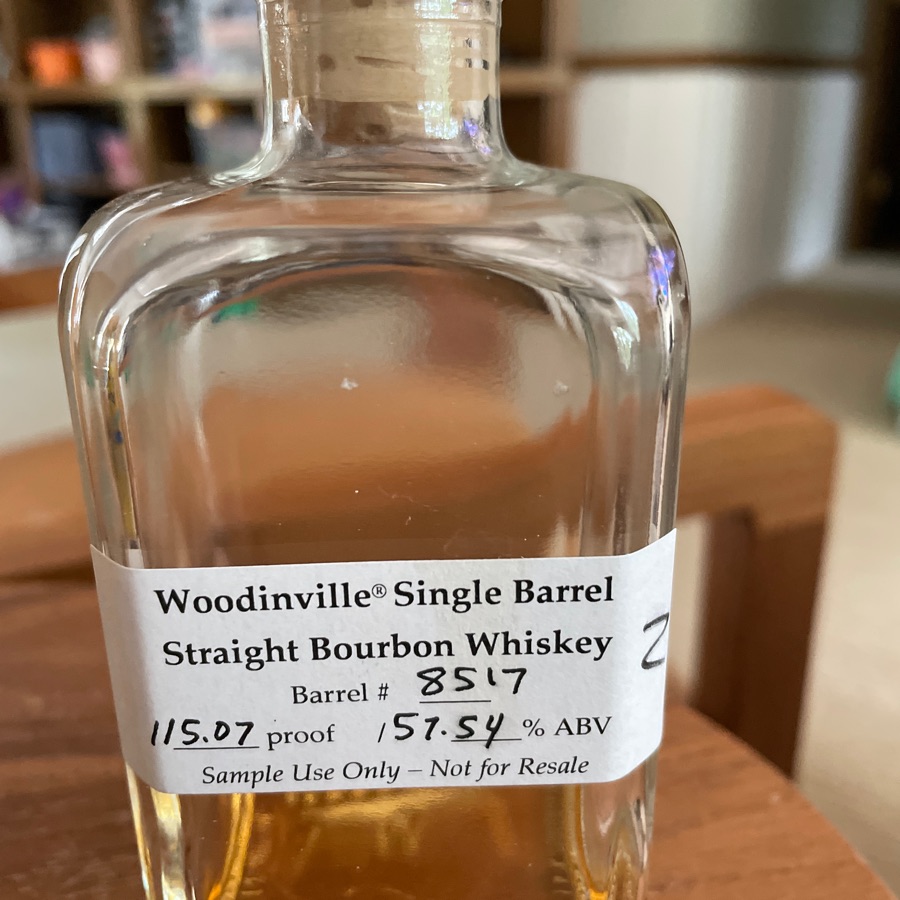 woodinville single barrel straight bourbon whiskey (barrel #8517 1010 washington sample)