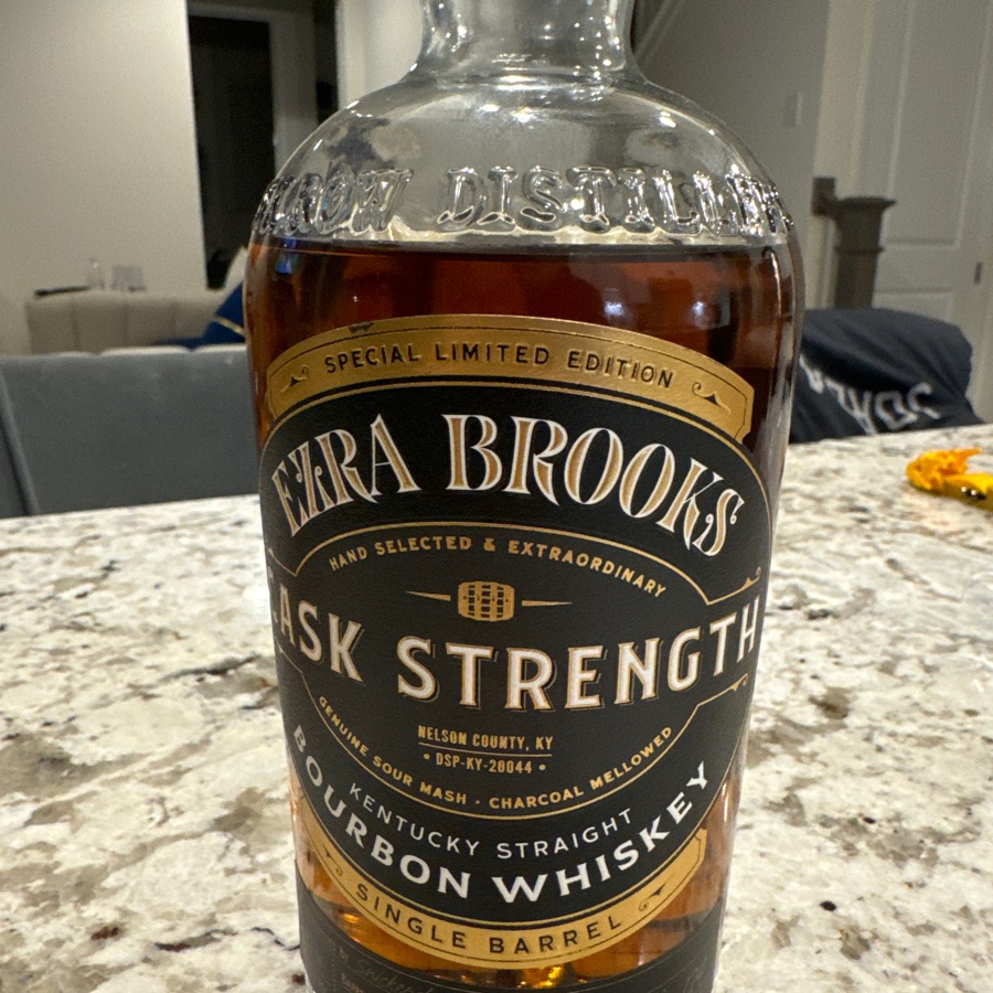 Ezra Brooks Cask Strength Single Barrel (Snickerdoodle)