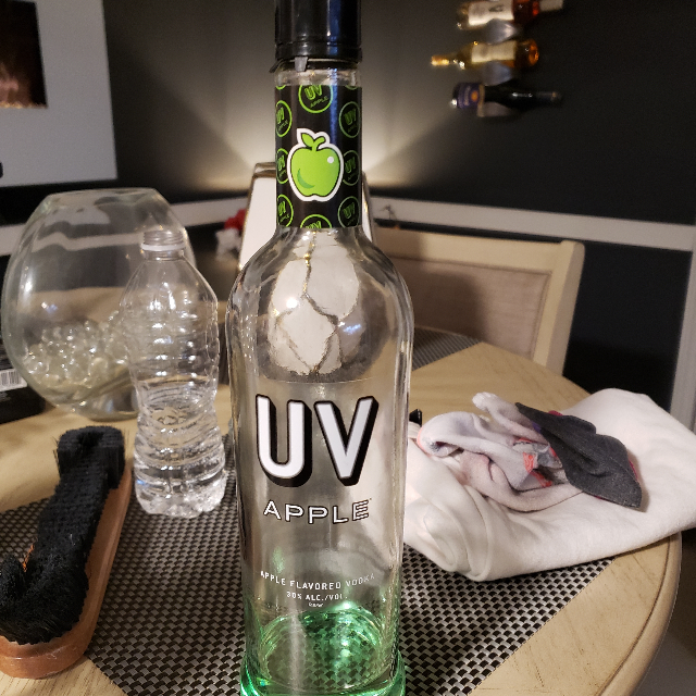 UV Apple