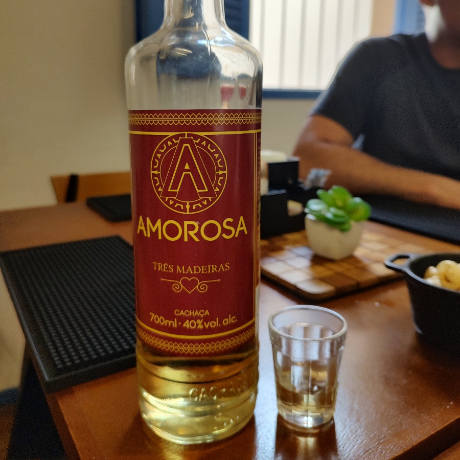 Cachaça Amorosa Blend 3 Madeiras
