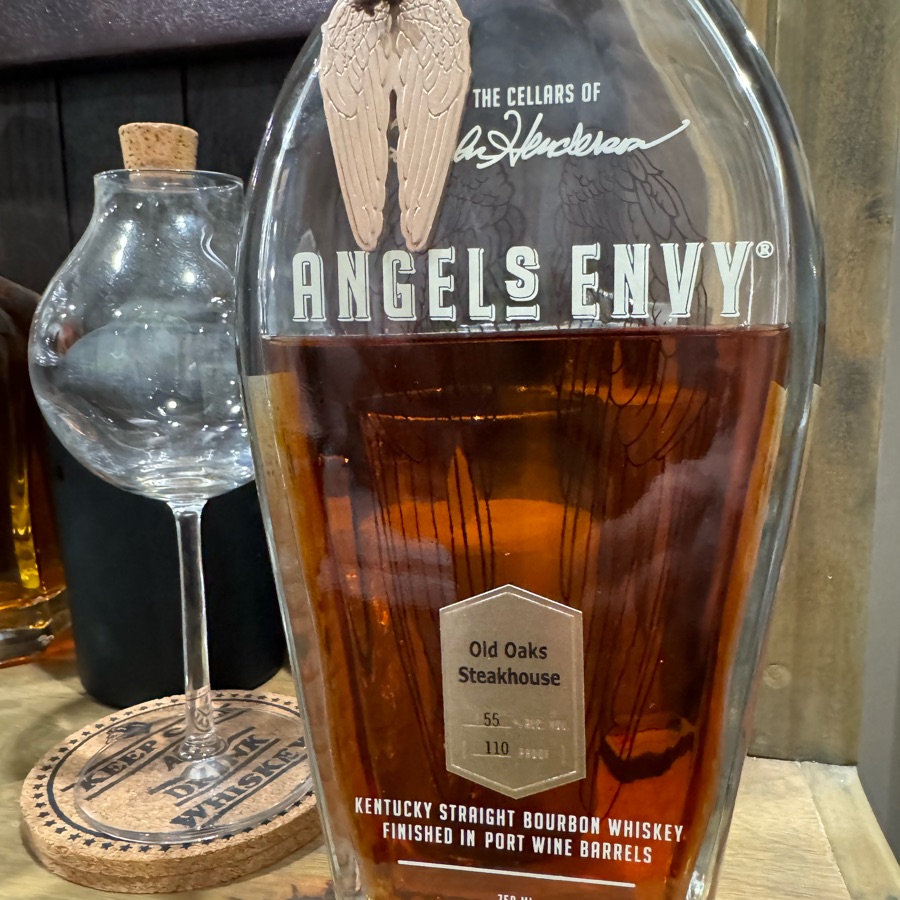 Angel's Envy Cask Strength Bourbon Finished in Port Wine Barrels (Old Oaks)