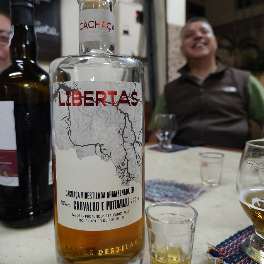 CACHAÇA LIBERTAS CARVALHO AMERICANO & PUTUMUJU