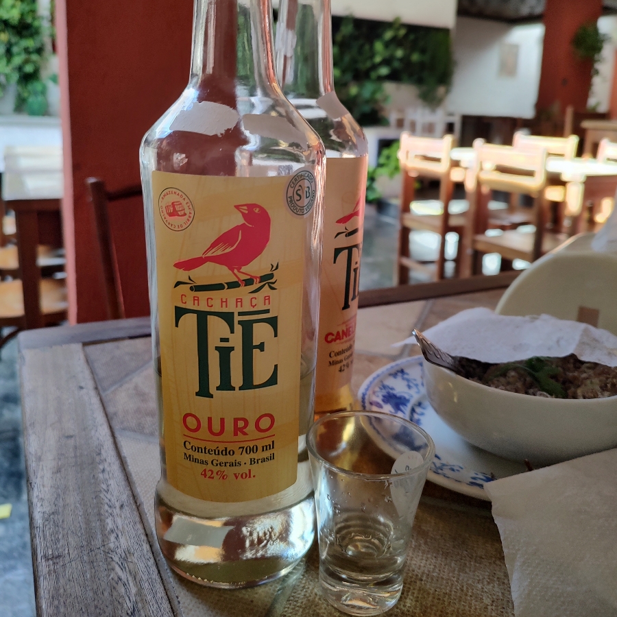 CACHAÇA TIÊ OURO CARVALHO