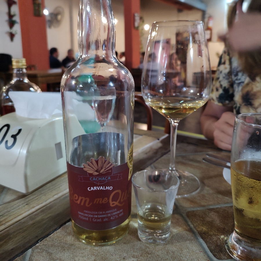 CACHAÇA BEM ME QUER CARVALHO