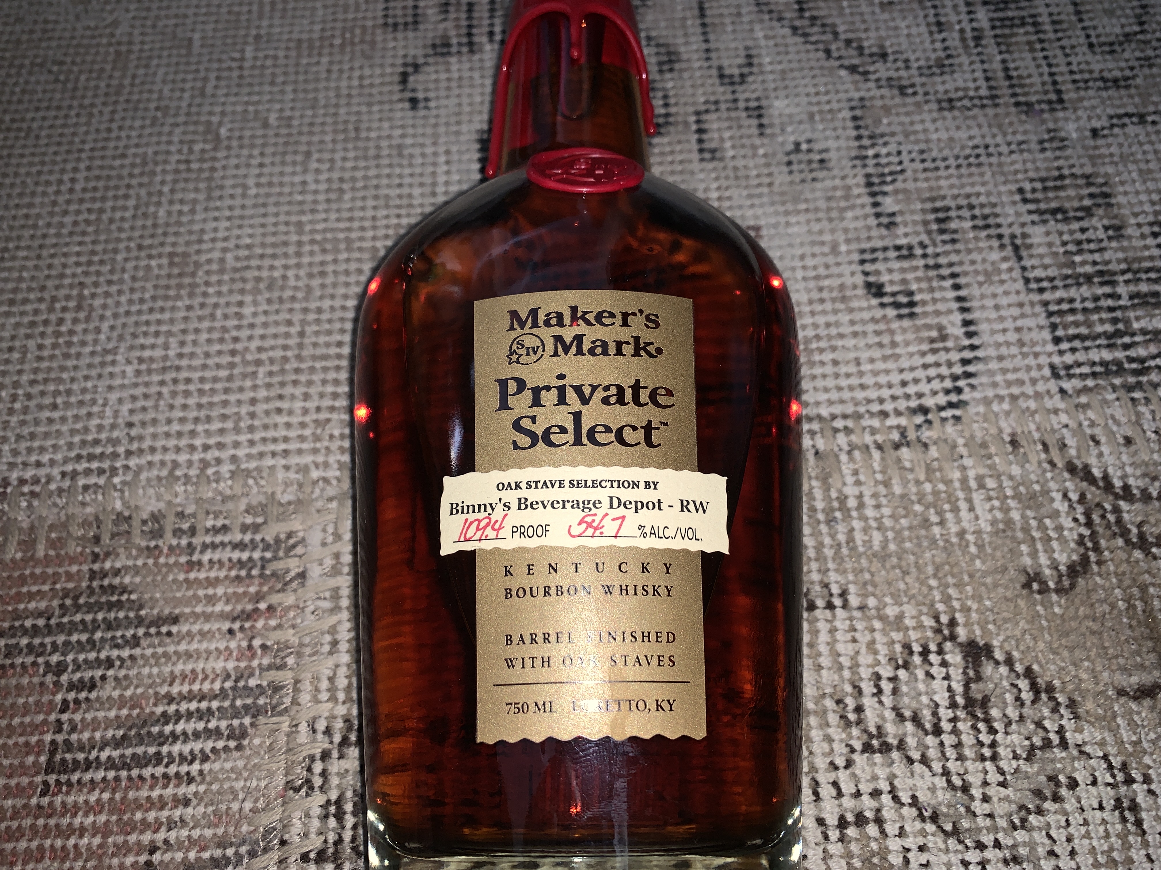 Makers Mark Private Select (Binny's "RW" Oak Stave Selection)