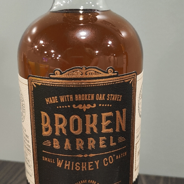 Broken Barrel Cask Strength Finished with Port Staves for Daily Spirits