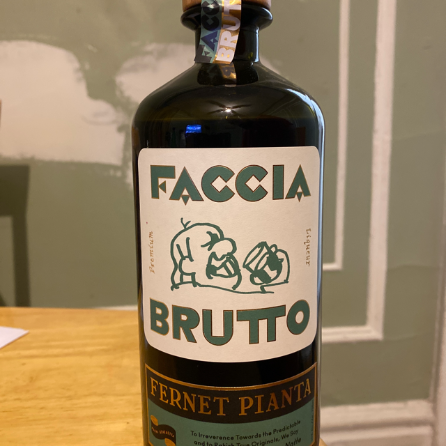 Faccia Brutto Fernet Pianta