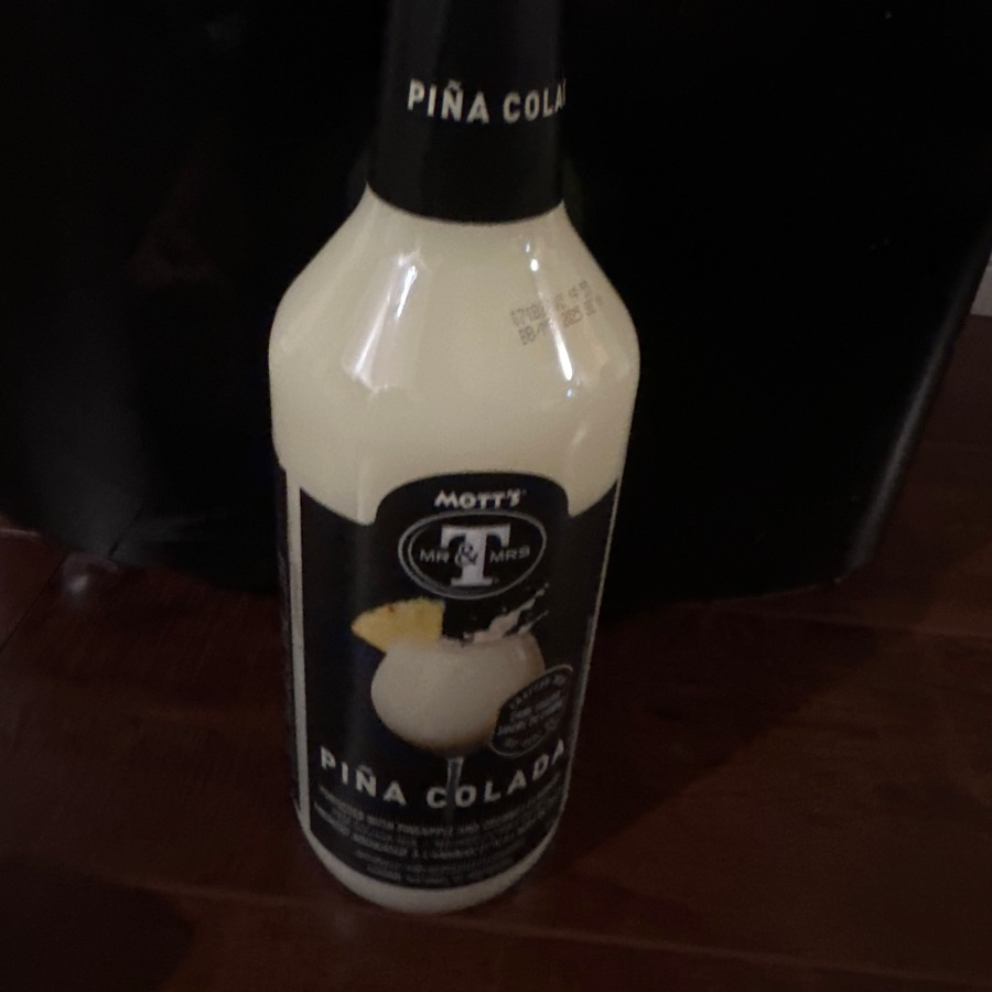 Motts Pina Colada