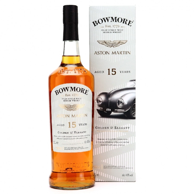 Bowmore x Aston Martin Golden & Elegant 15 Year