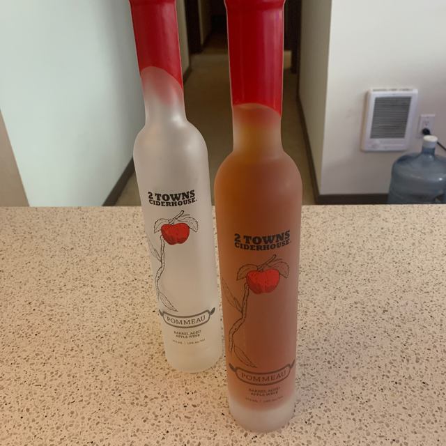 2 Towns Ciderhouse Pommeau