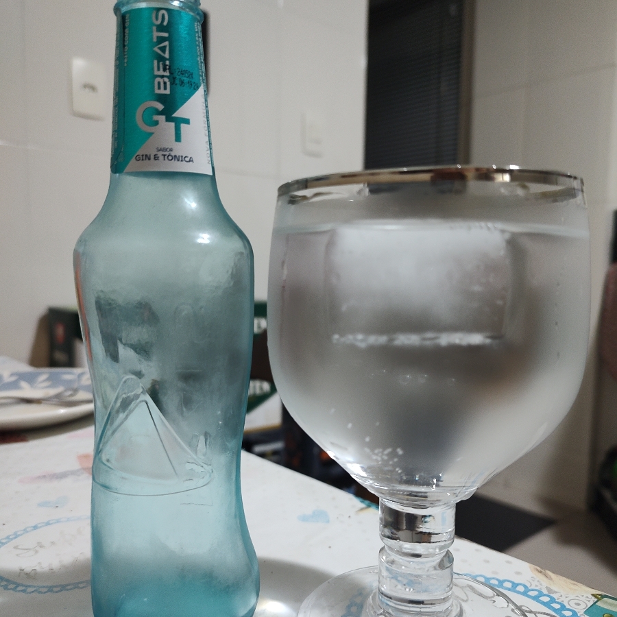 BEATS GT GIN TONICA
