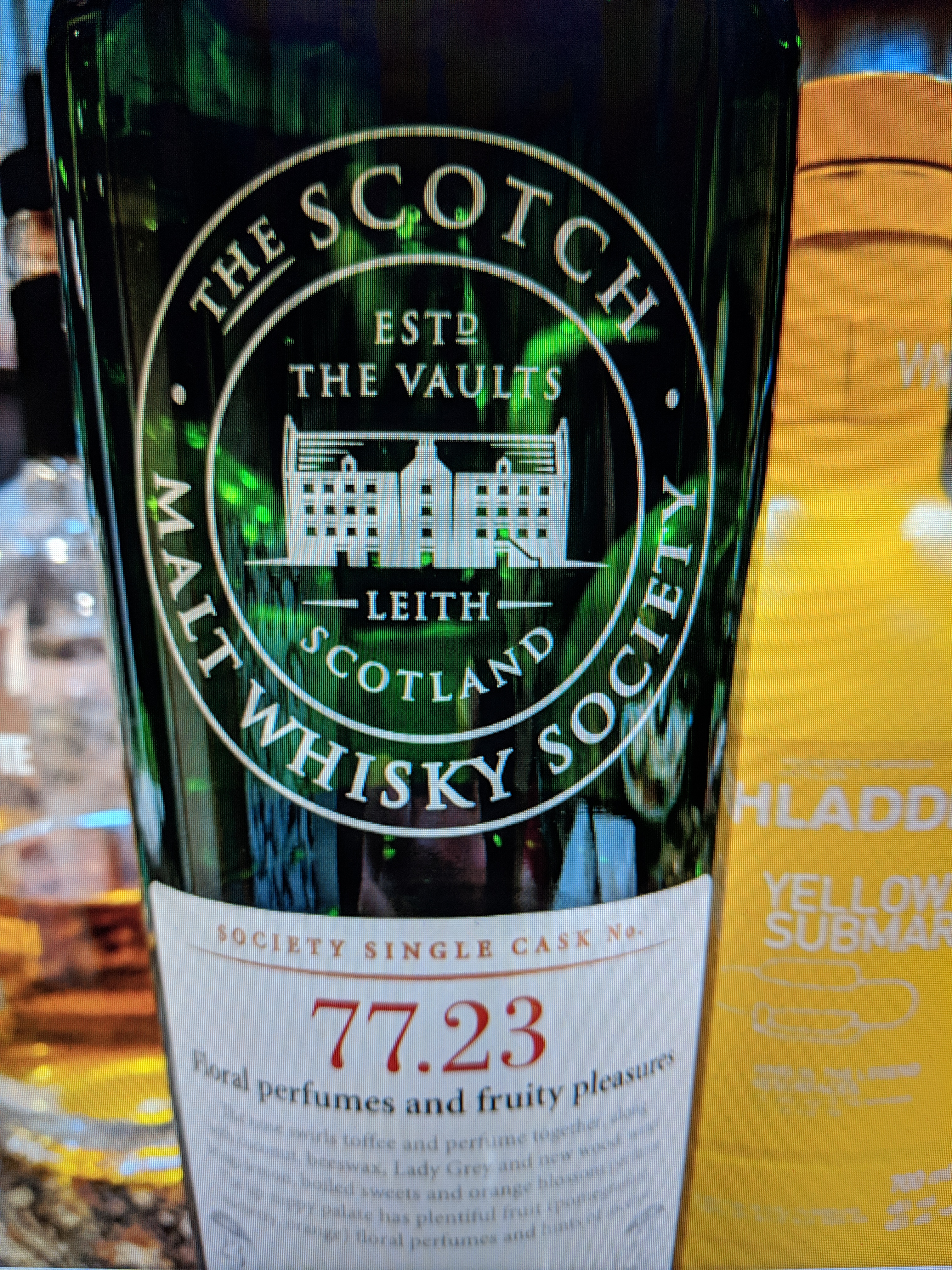 Floral perfumes and fruity pleasures 77.23 (SMWS)