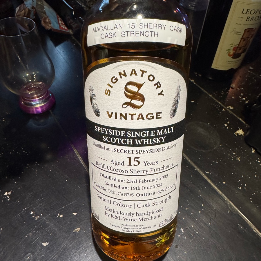 Signatory Vintage Speyside (M)
[Macallan] 15 Years (K&L Wne Pick)
